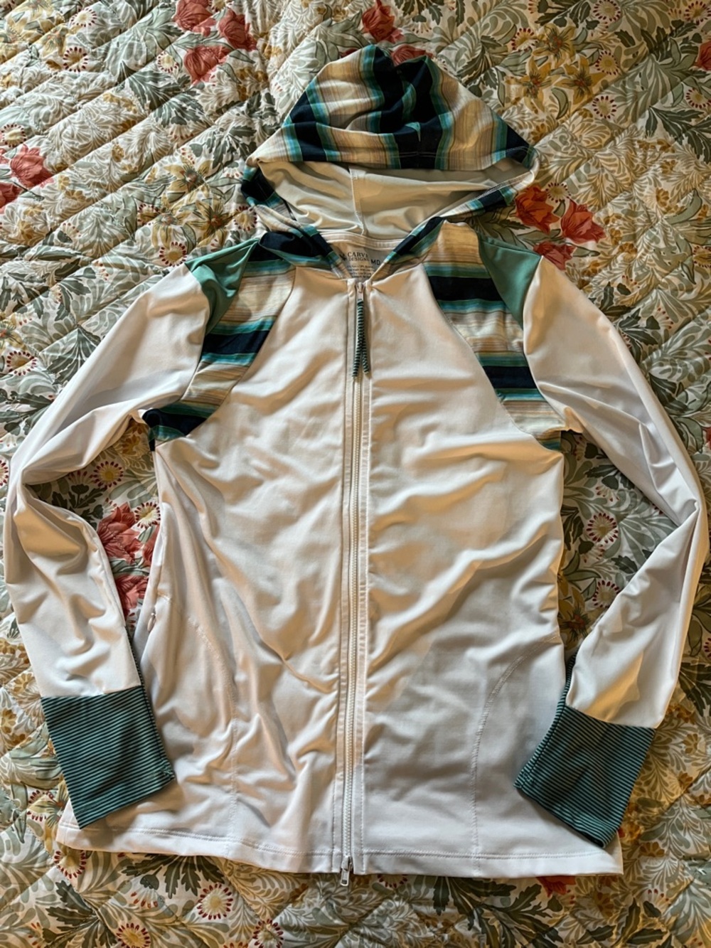 Carve Designs Lakeside Sunshirt White with Teal & Navy Stripe Accents, size M